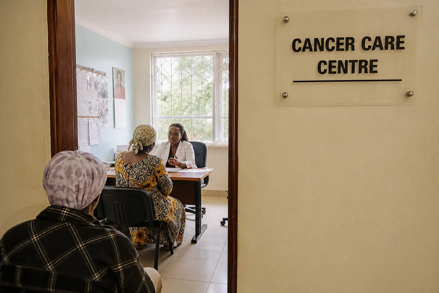 Catherine Nyongesa : le pari fou d'une oncologue pour soigner le cancer au Kenya