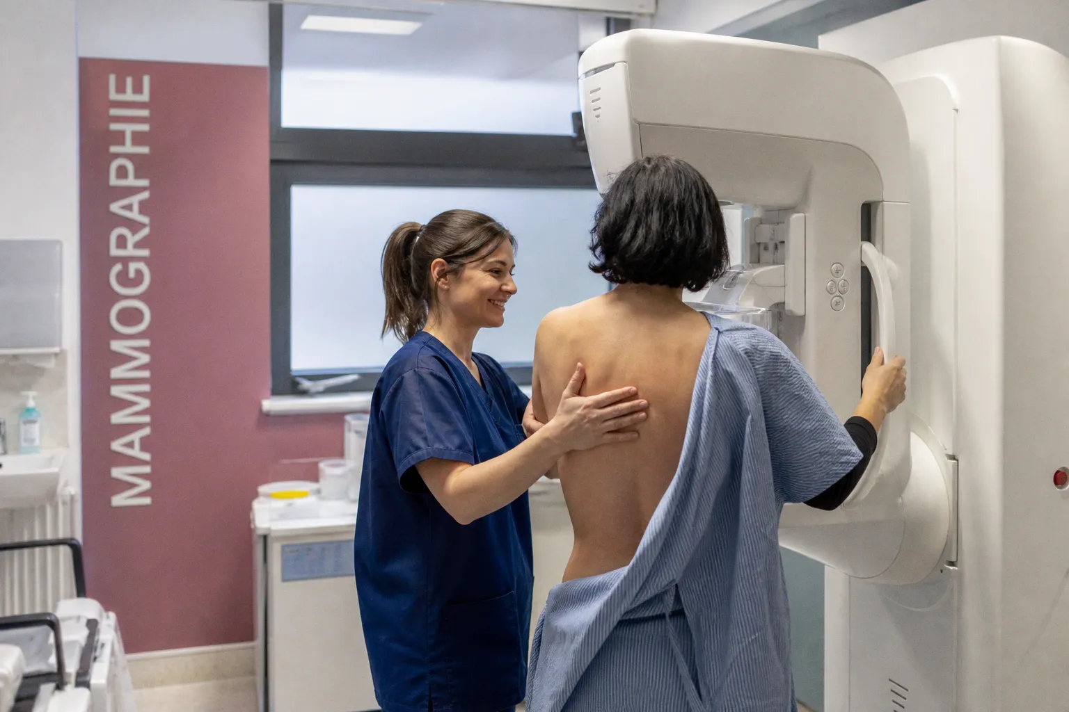 Dépistage du cancer du sein : pourquoi les critères actuels excluent des familles à risque